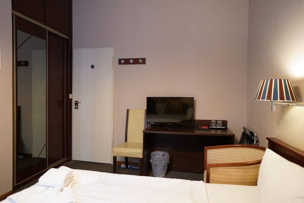 Hotel Xantener Eck 18/50