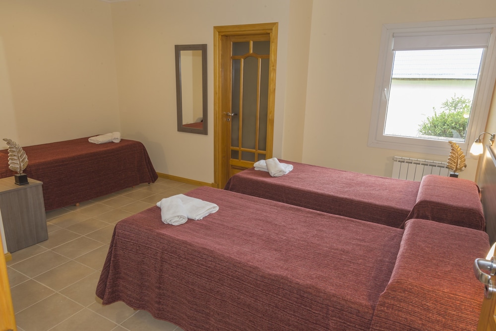 Hosteria Vertical Lodge 12/56