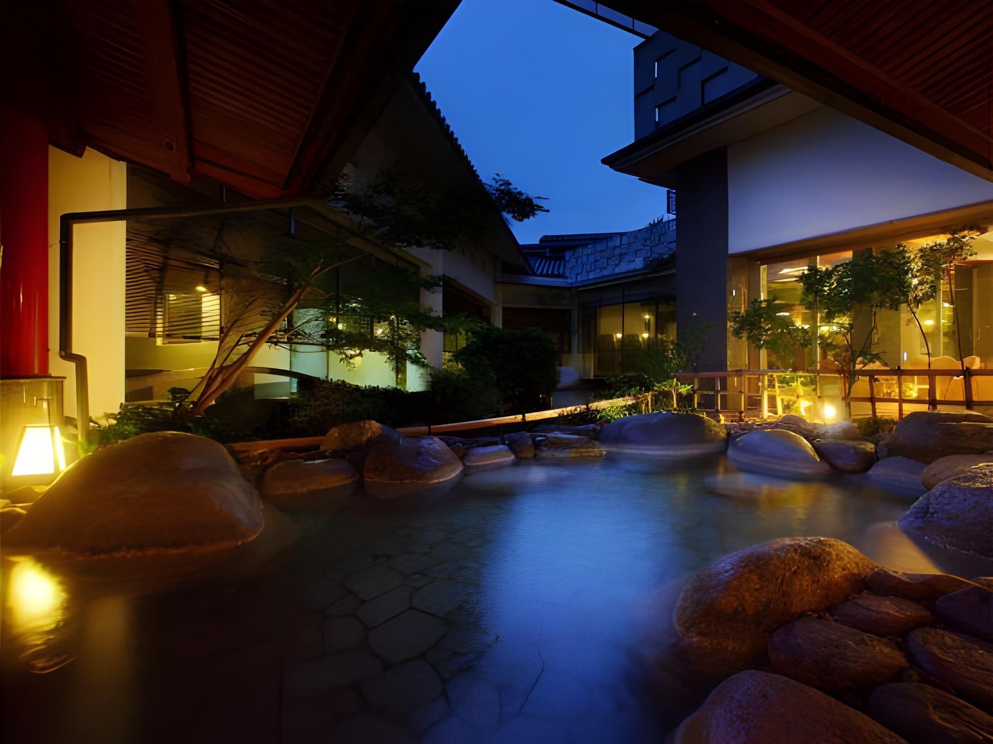 HOTEL NEW MITOYA 32/52