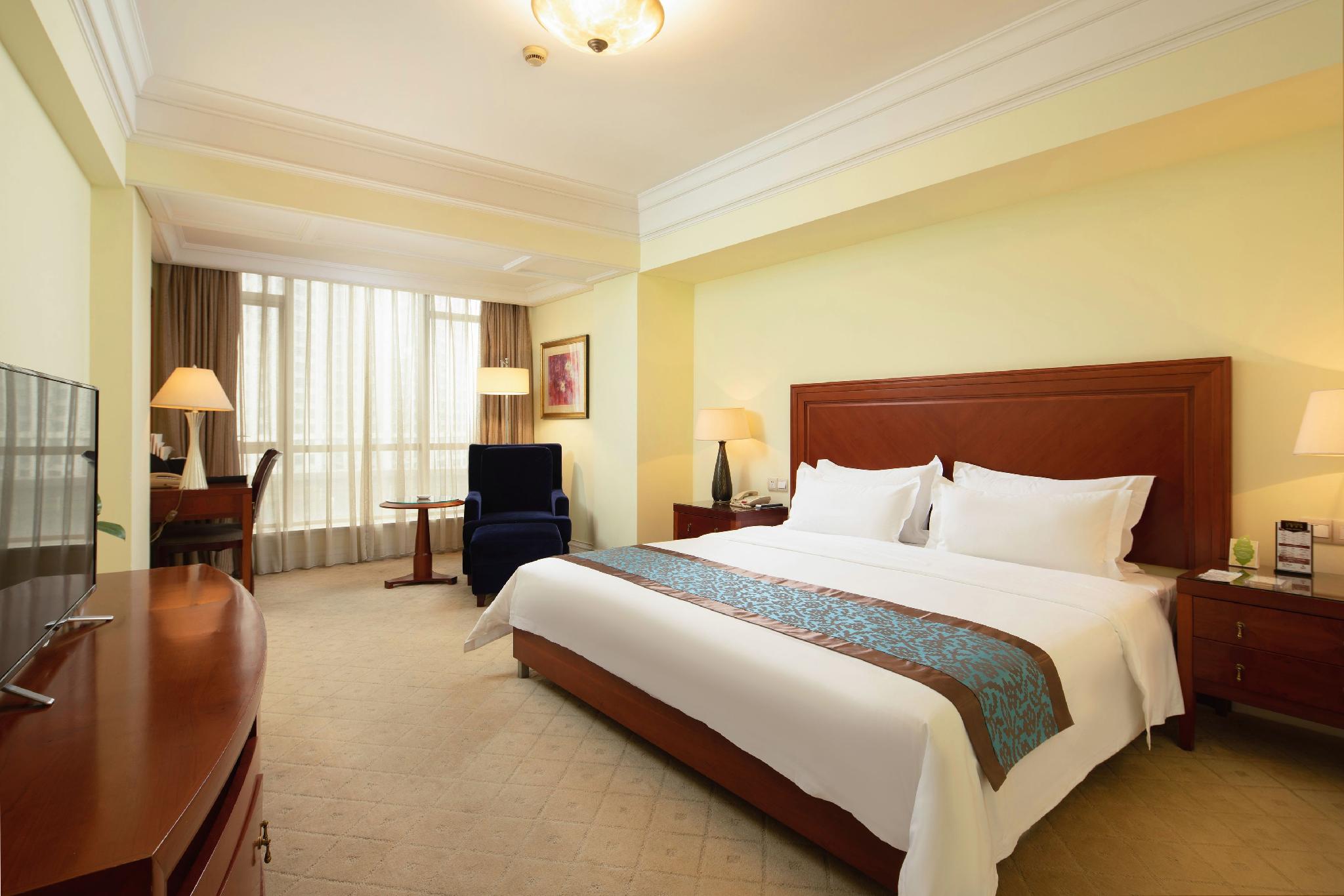 Jinling Tianming Grand Hotel 8/43