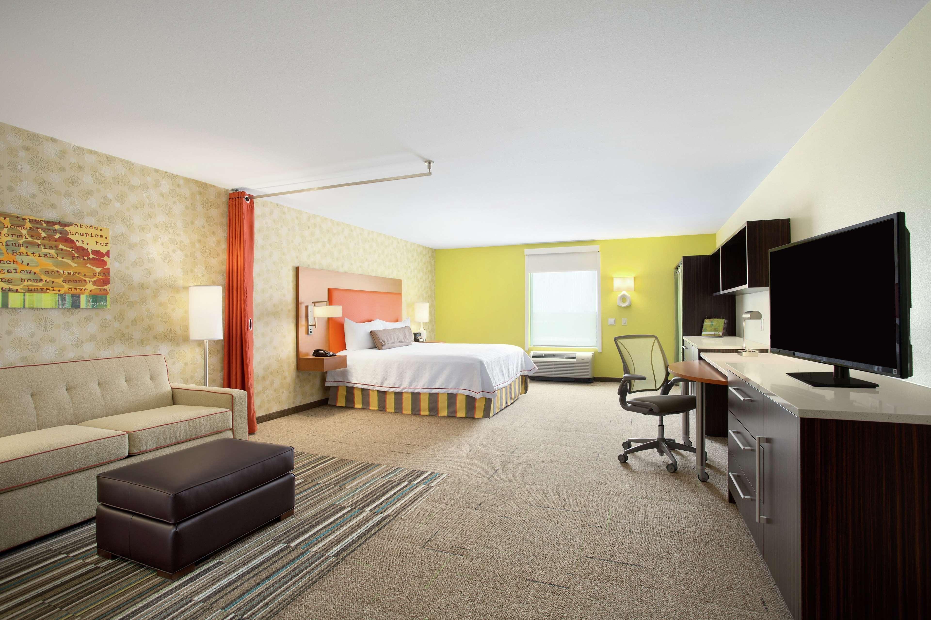 STUDIO, SUITE, KING BED, ACCESSIBLE
