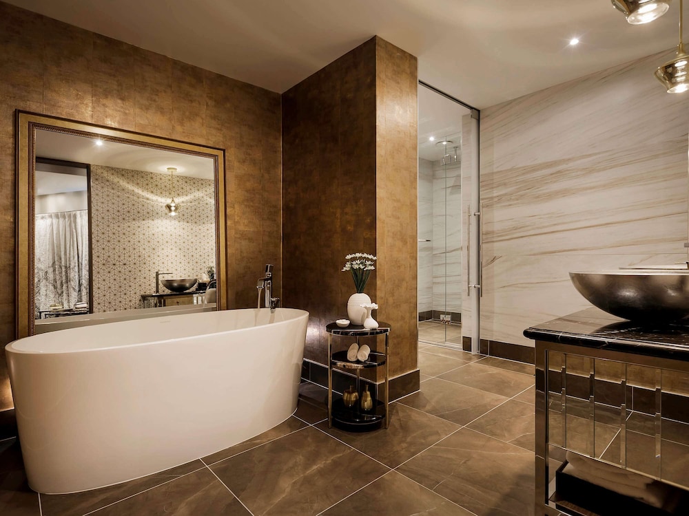 Sofitel Wellington 48/67