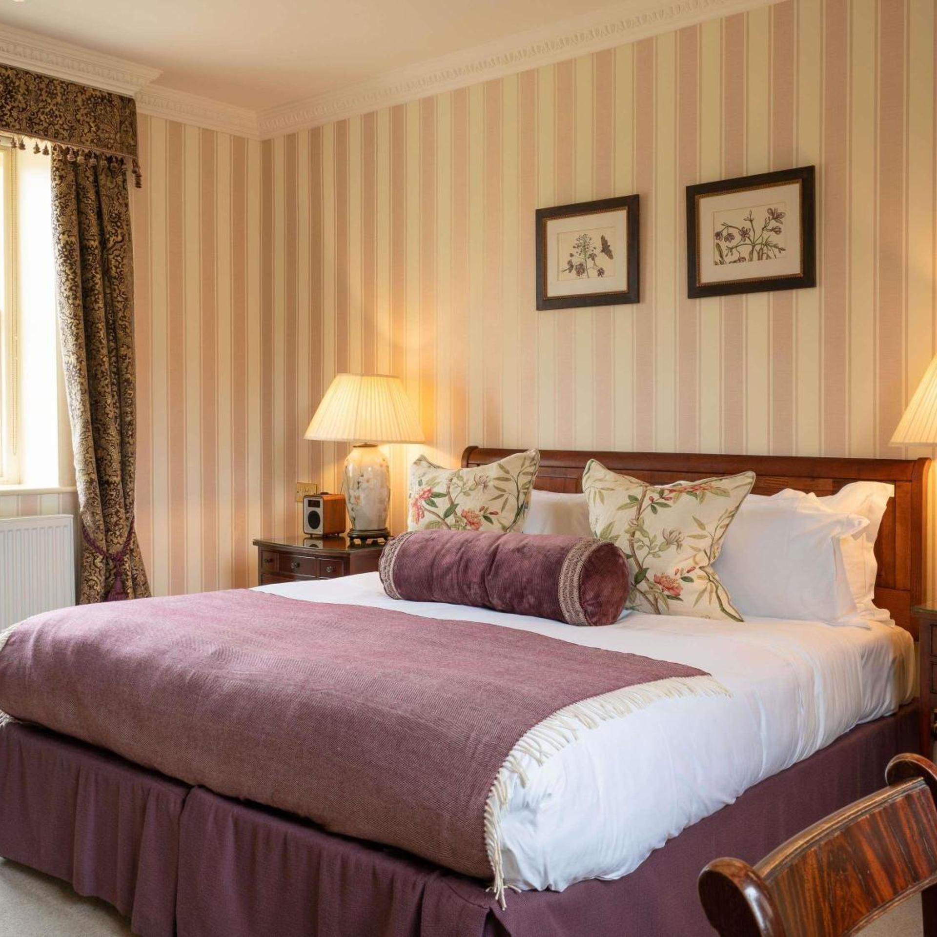 Country, Double or Twin Bed