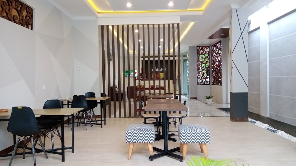 Alzara Hotel Syariah 28/38