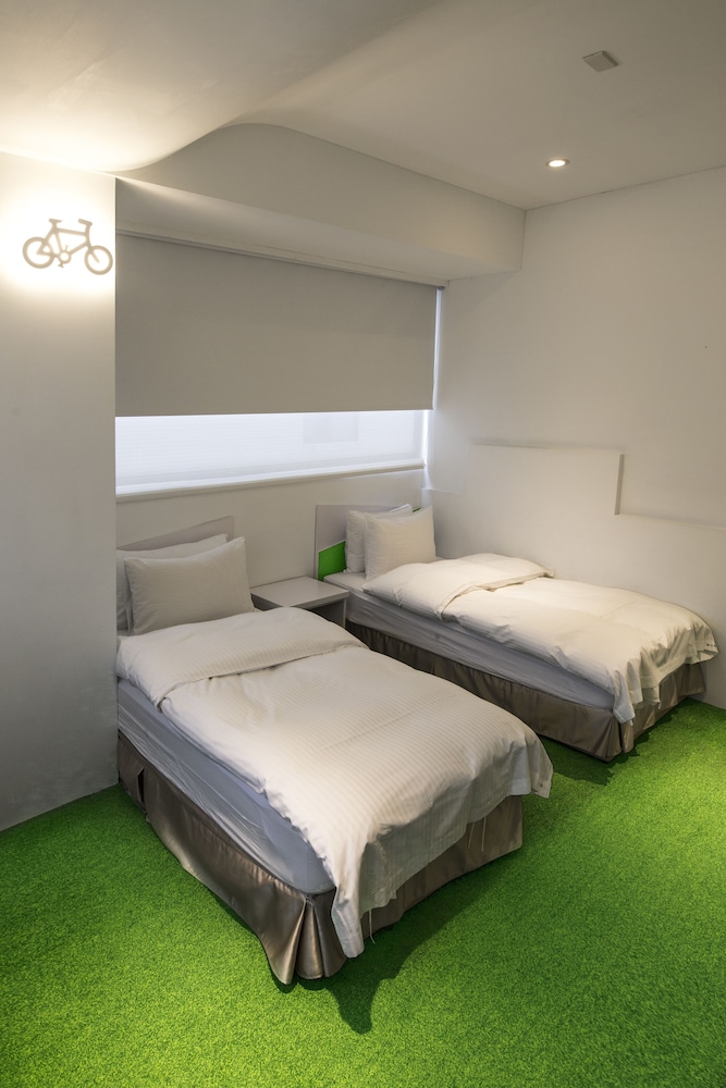Time Flyer Hotel 20/50