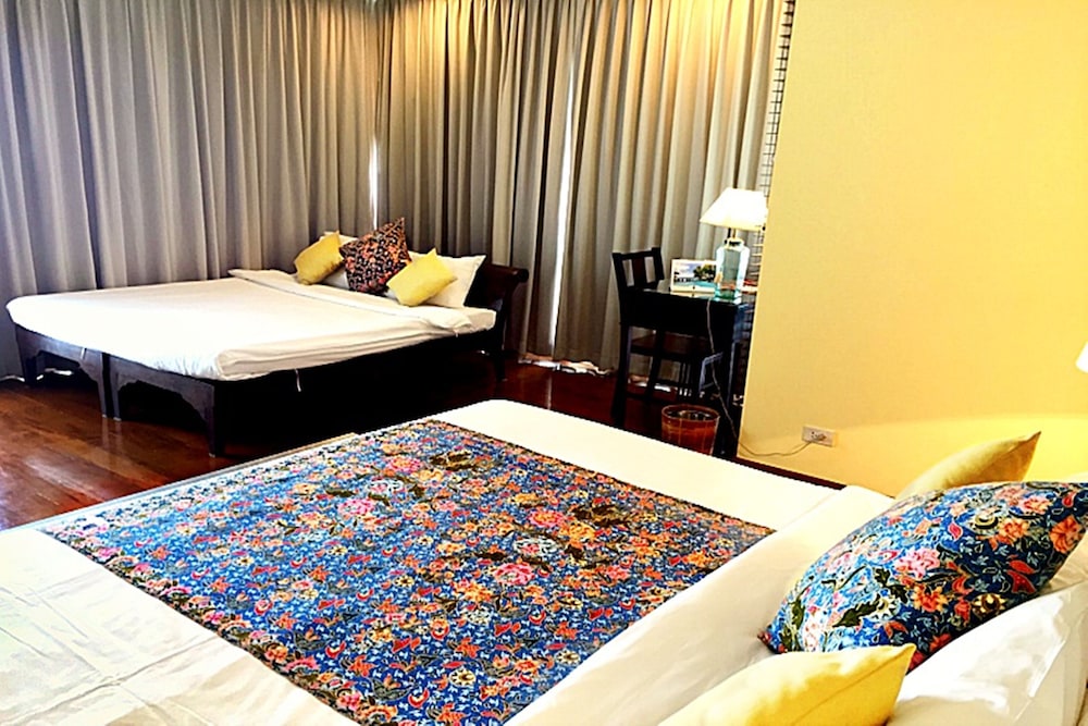 Baan Bayan Beach Hotel 27/73