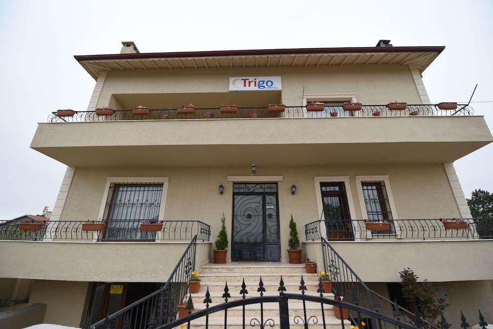 Trigo Hotel 2/24