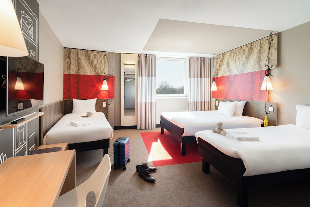 IBIS BERN EXPO 23/50