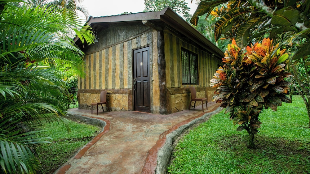 Hotel Las Orquideas 37/50