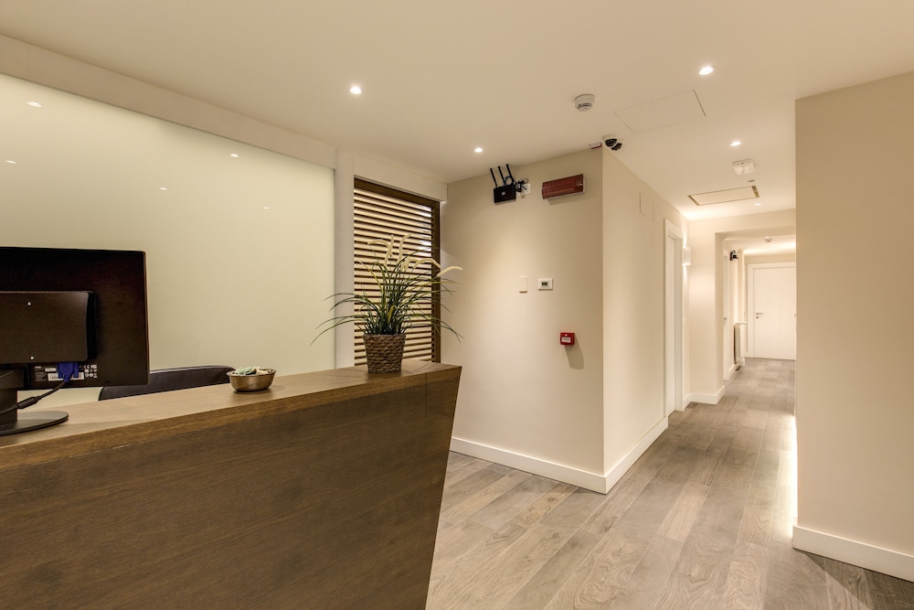 ECCE ROMA SUITES 6/47
