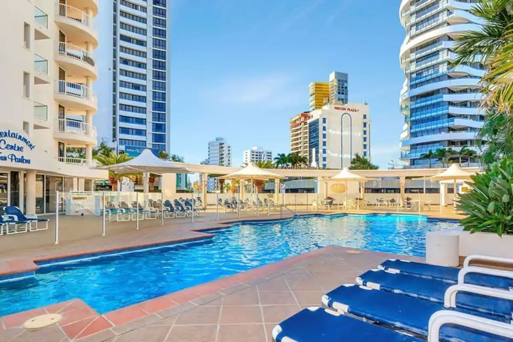 Broadbeach Holiday Apartments 7/50