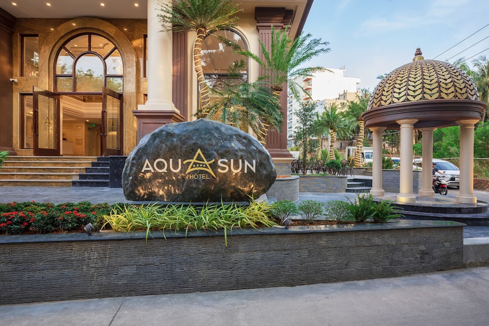 Aquasun Hotel 48/50