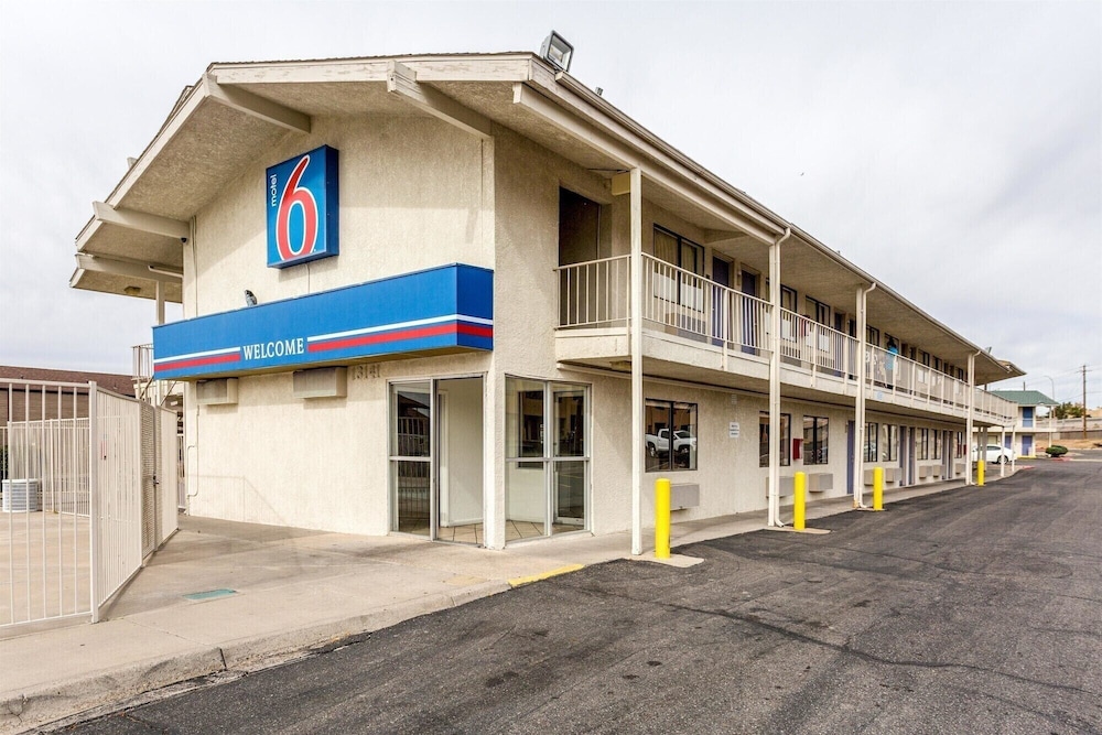 Motel6 Albuquerque, NM - Northeast 31/34