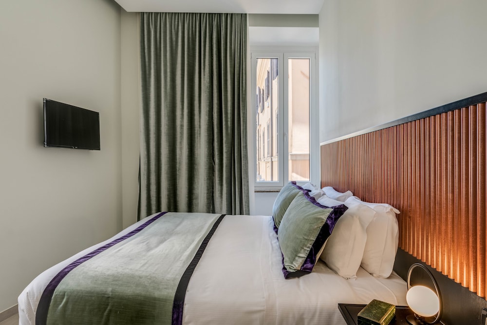 Adrianus Hotel 9/23