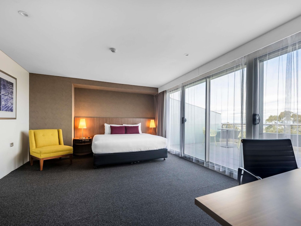 Mercure Sydney St Leonards 26/76