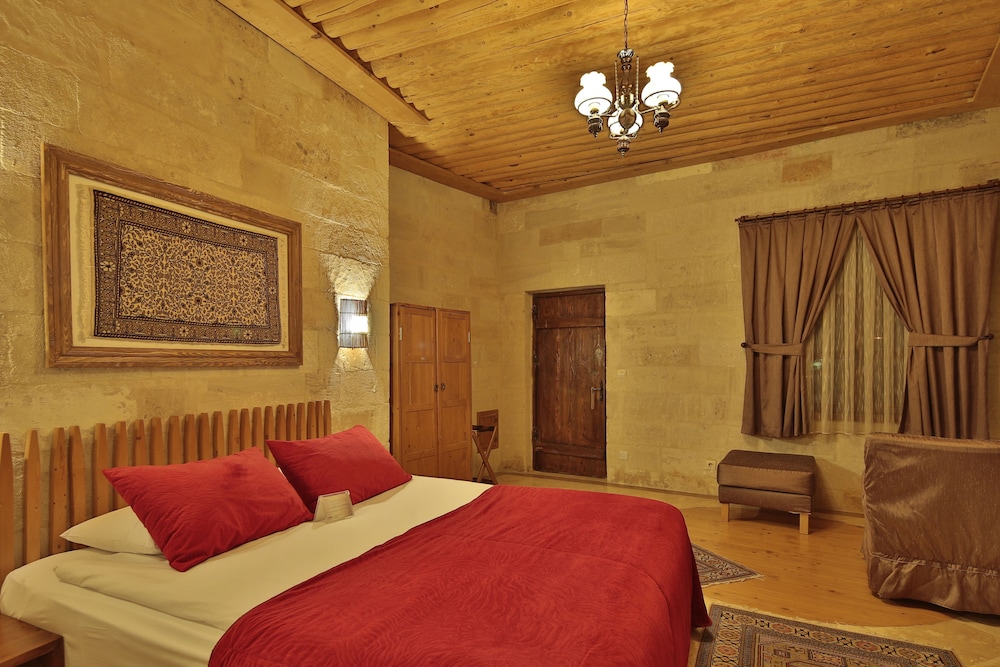 Doors Of Cappadocia 6/50
