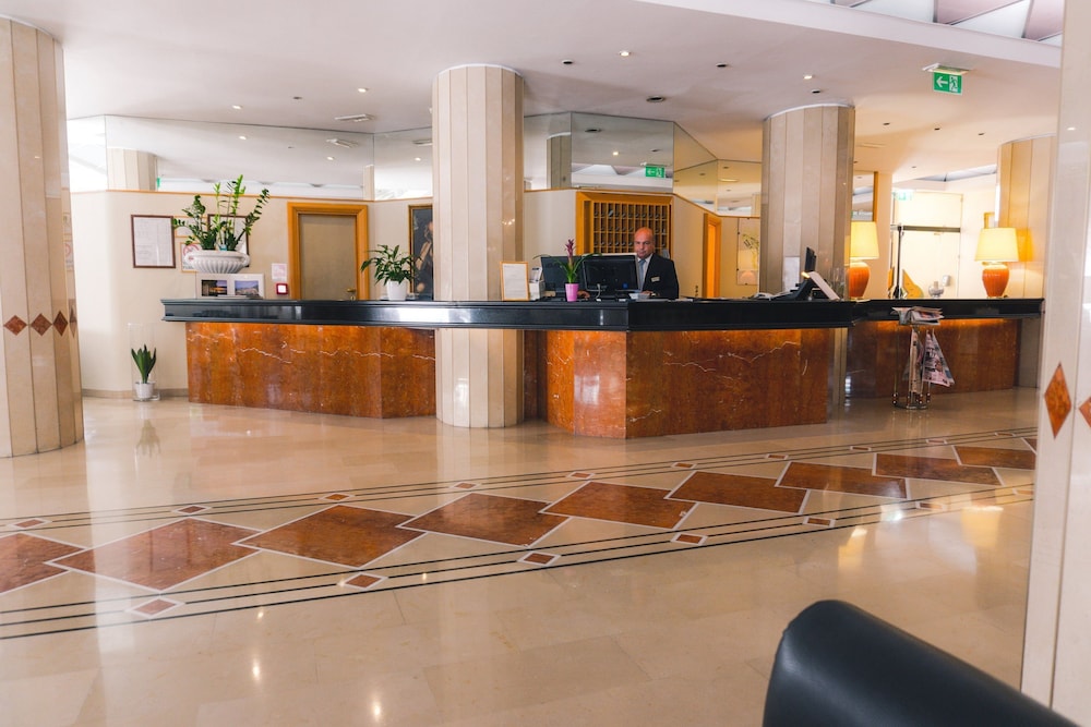 lobby