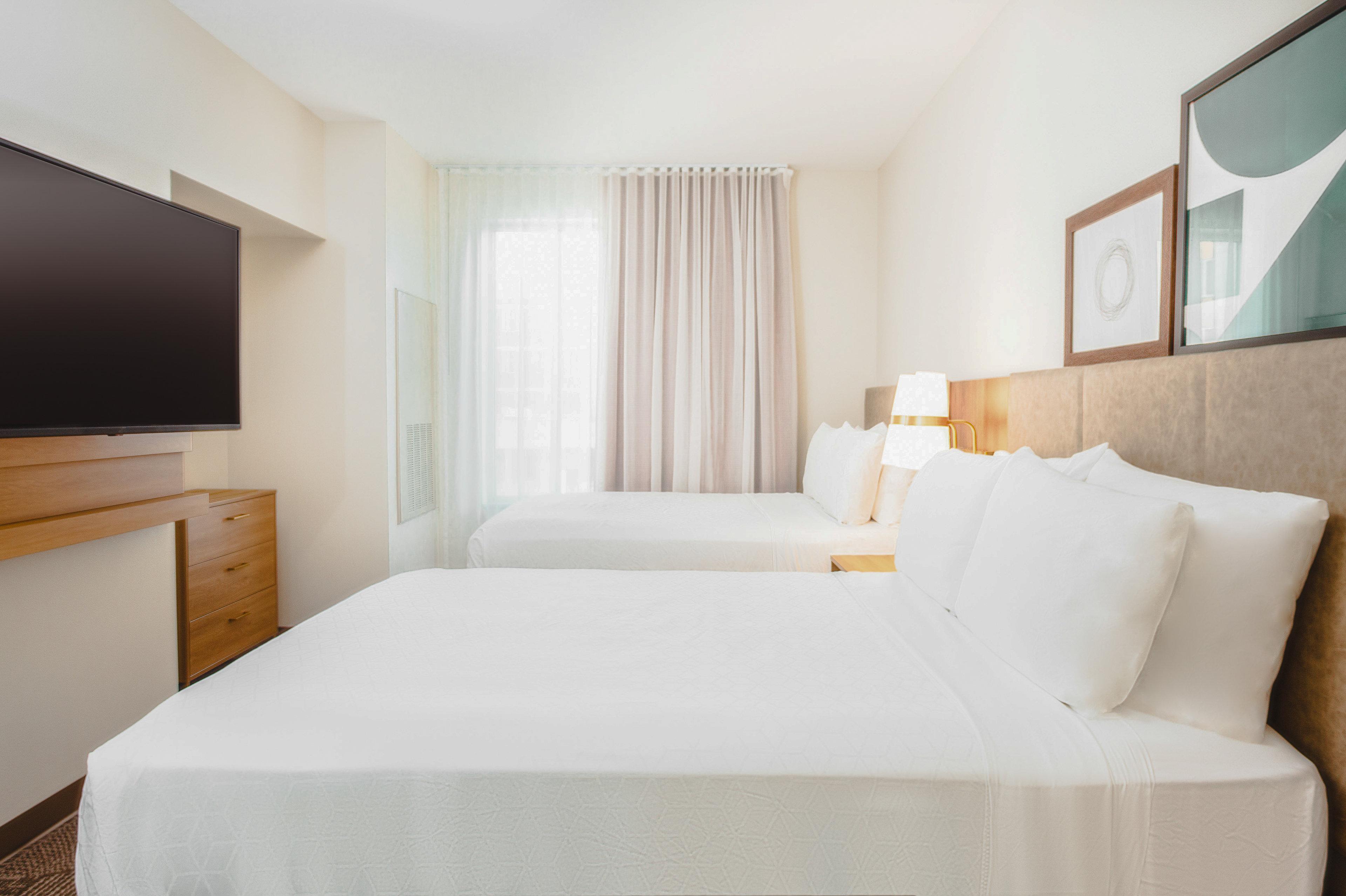 1 Bedroom, Suite, 2 Queen Beds, Accessible