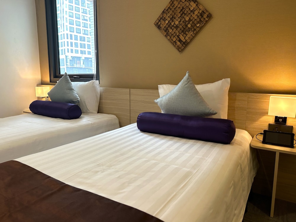 SUPERIOR, TWIN BEDS