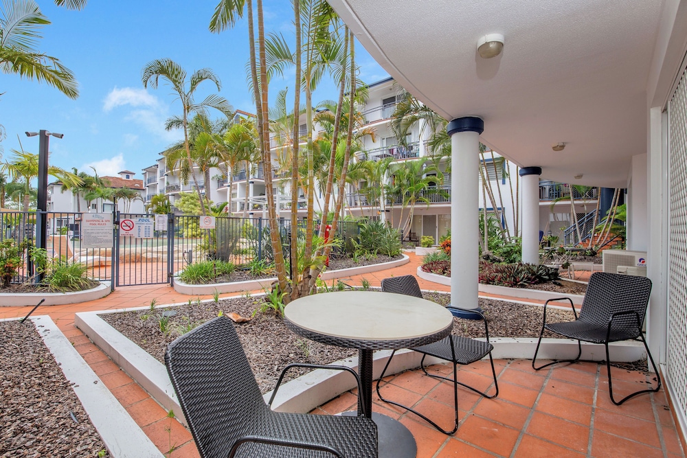 BLUE WATER BAY VILLAS 42/58