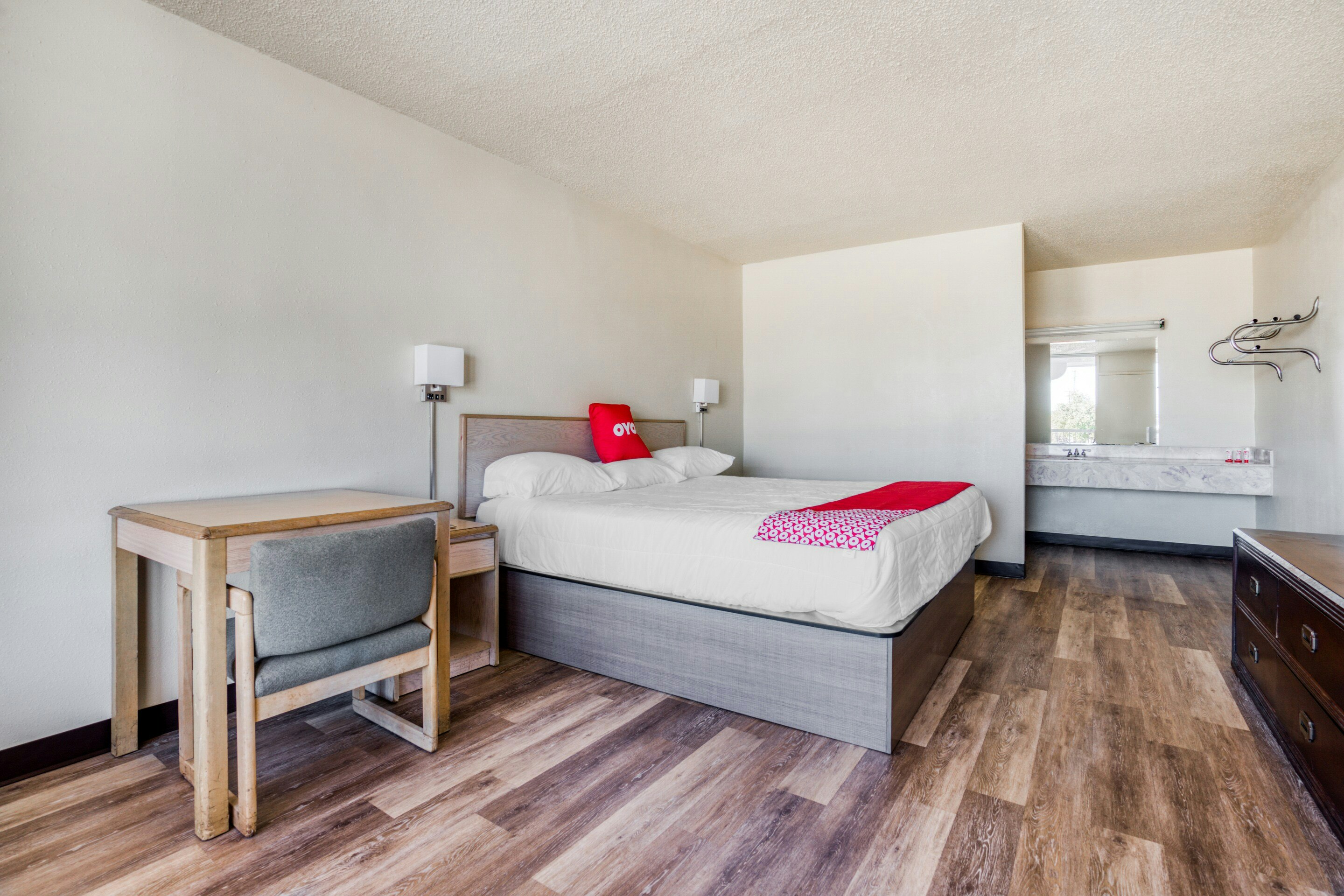 Hotel Waco University Area/ I-35 13/26