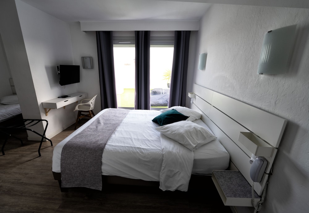 Hotel Aquarius 12/41