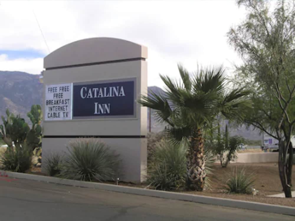 Catalina Inn 2/40