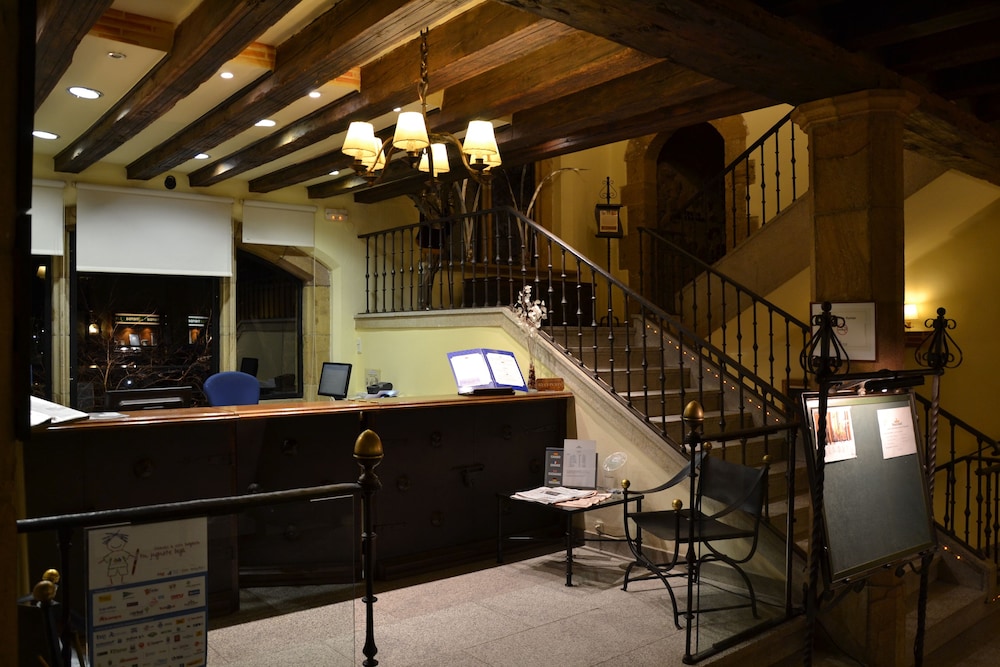 Parador De Benavente 43/63