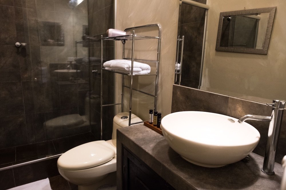 Casa Falleri Boutique Hotel 71/74