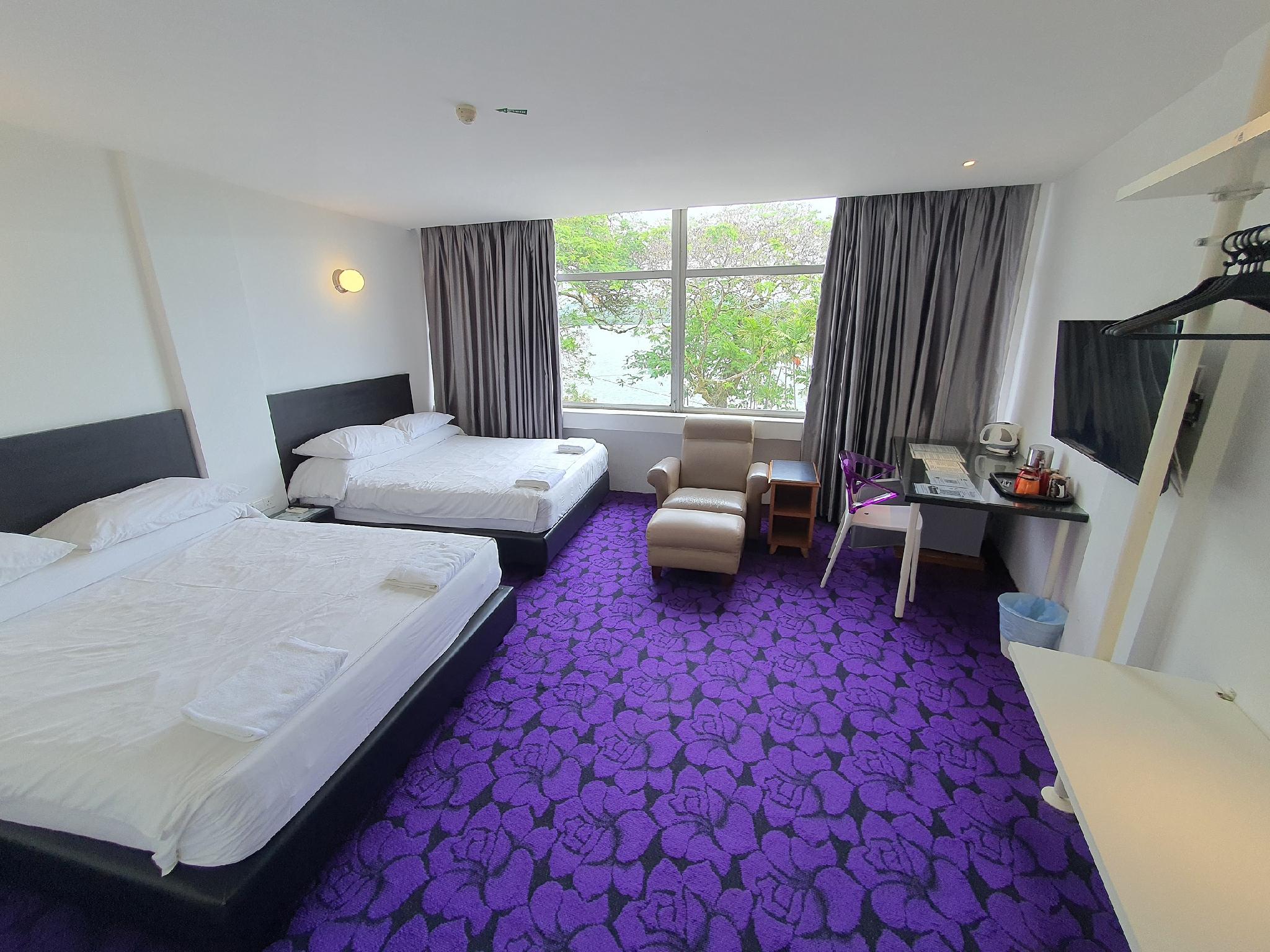 Riverine Garden Hotel 15/39