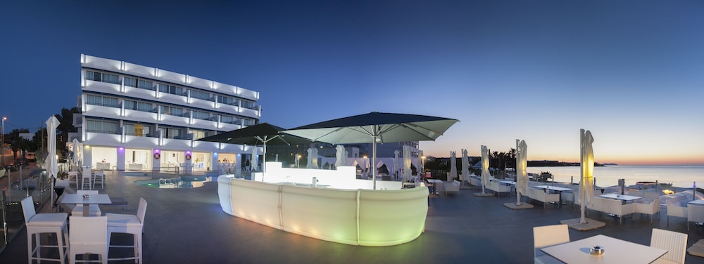 Apartamentos Typic Marina Playa - Adults Only 6/50