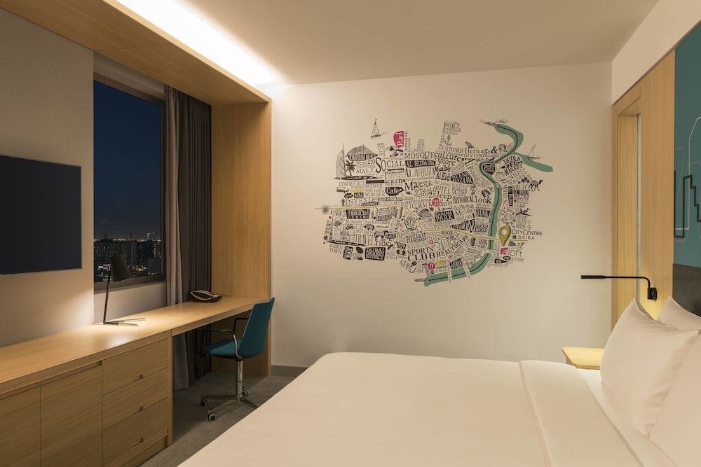 Aloft Dubai Creek 23/63