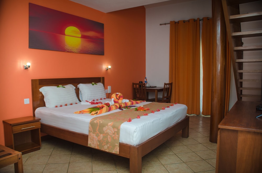 Le Recif Dore Mauritius 12/62