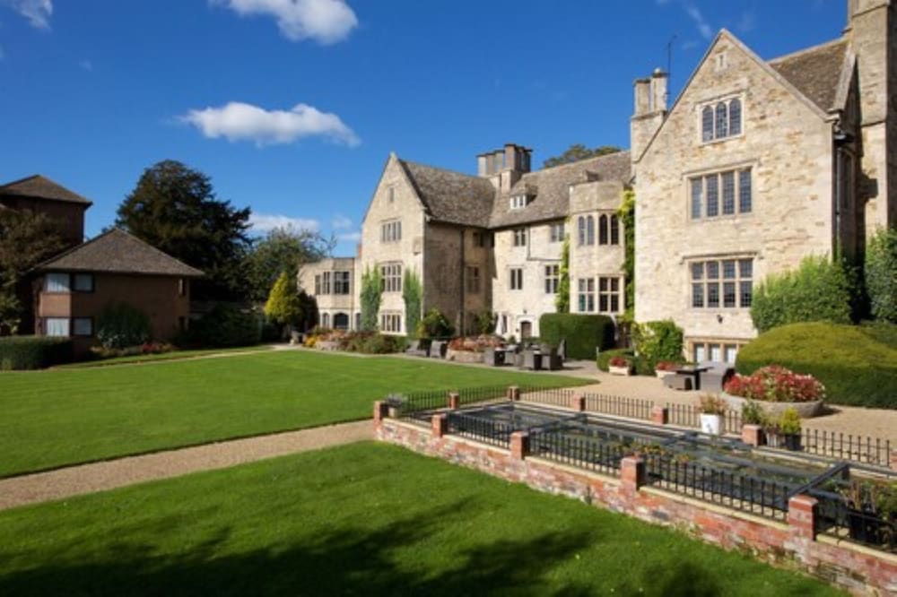 Stonehouse Court Hotel 73/80