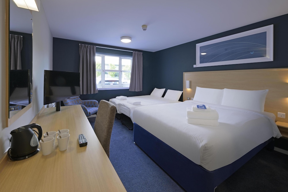 Travelodge Inverness Fairways 14/36