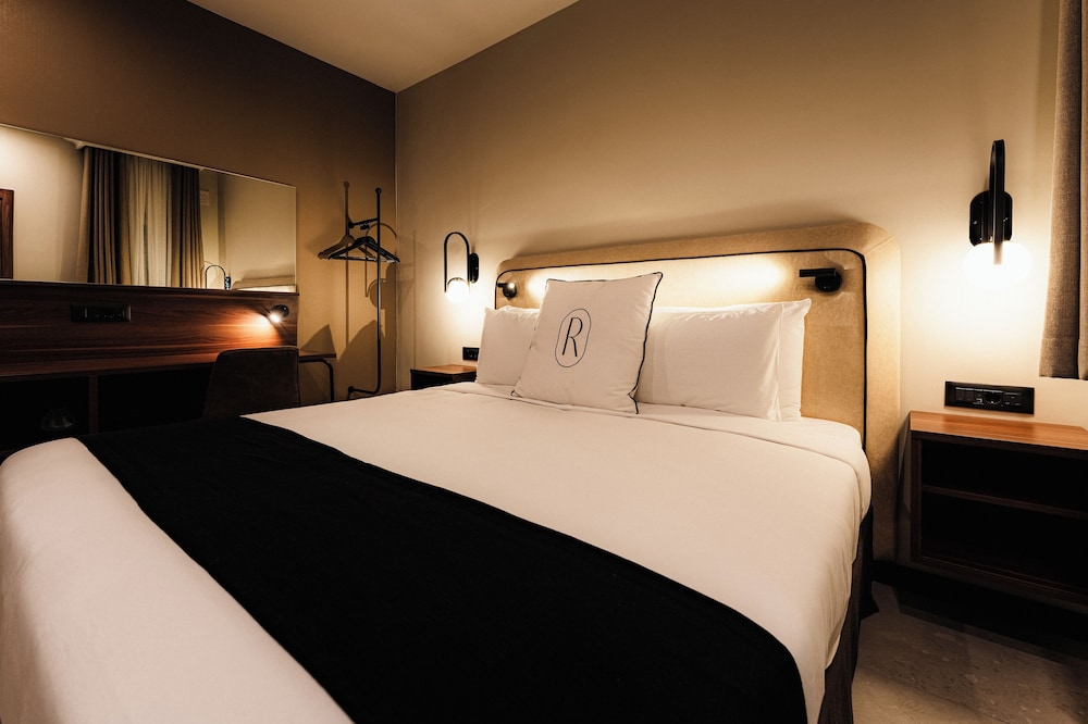 غرفة قياسية بسرير مزدوج، Royale Sainte Helene Boutique Hotel 4/7
