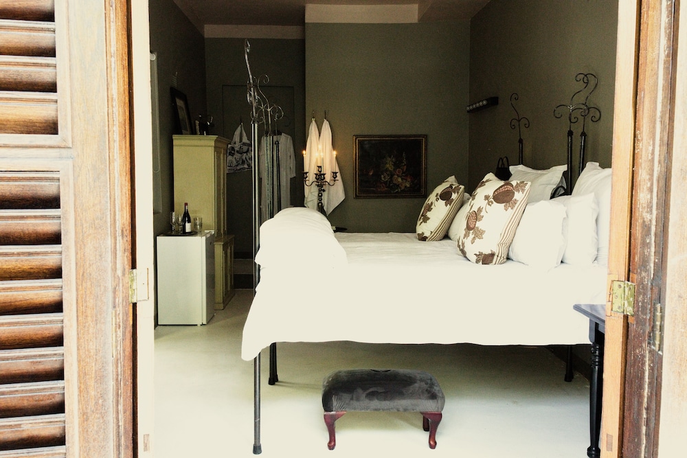 Grand Cafe & Rooms 21/33