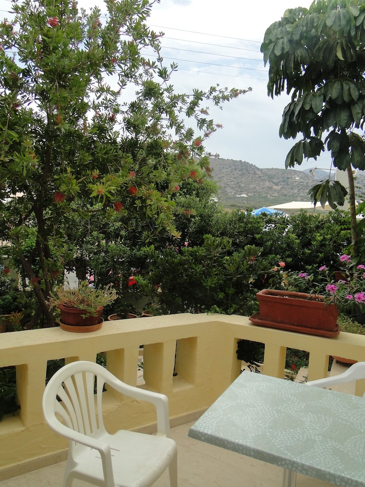 Paradise Inn 22/27