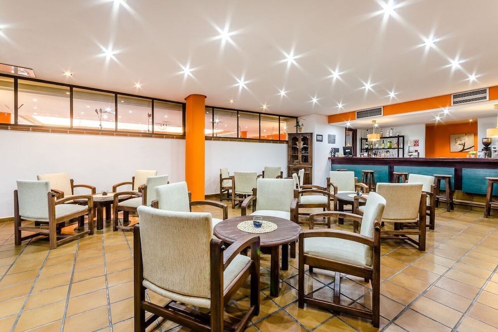 Hotel Almagro 60/73