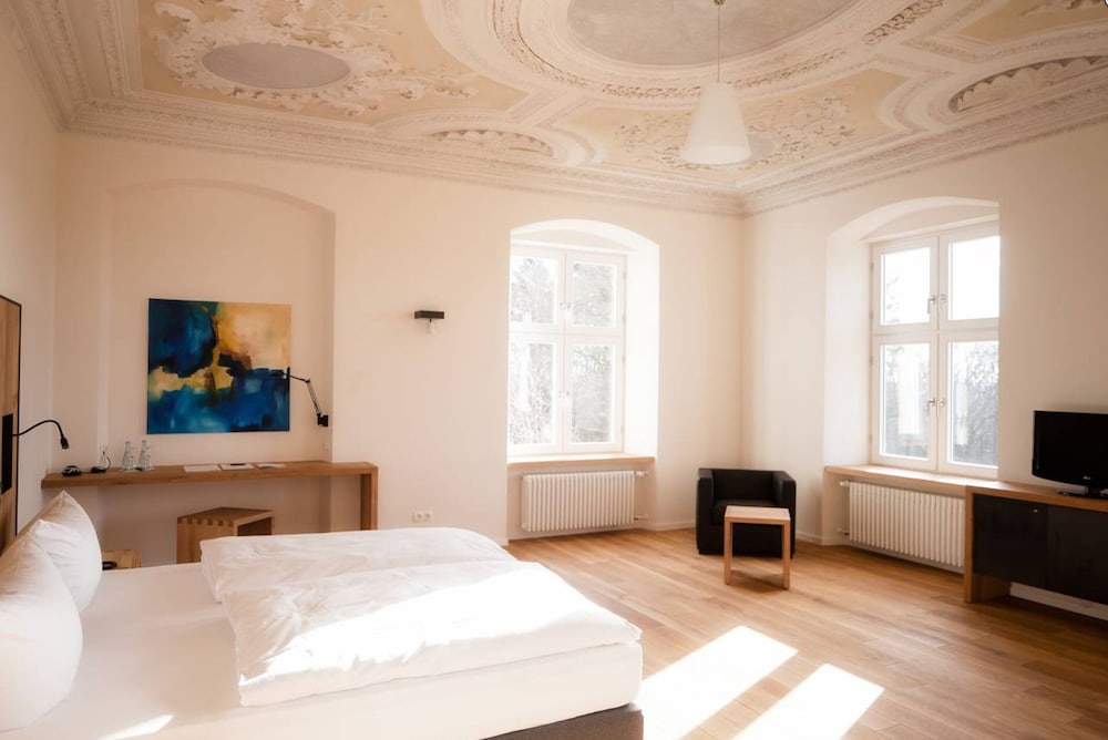 Kloster Holzen Hotel 10/32