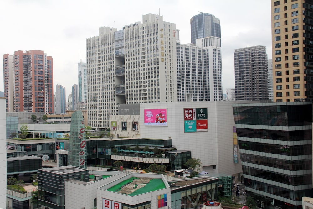 Shanghai Hotel 4/50