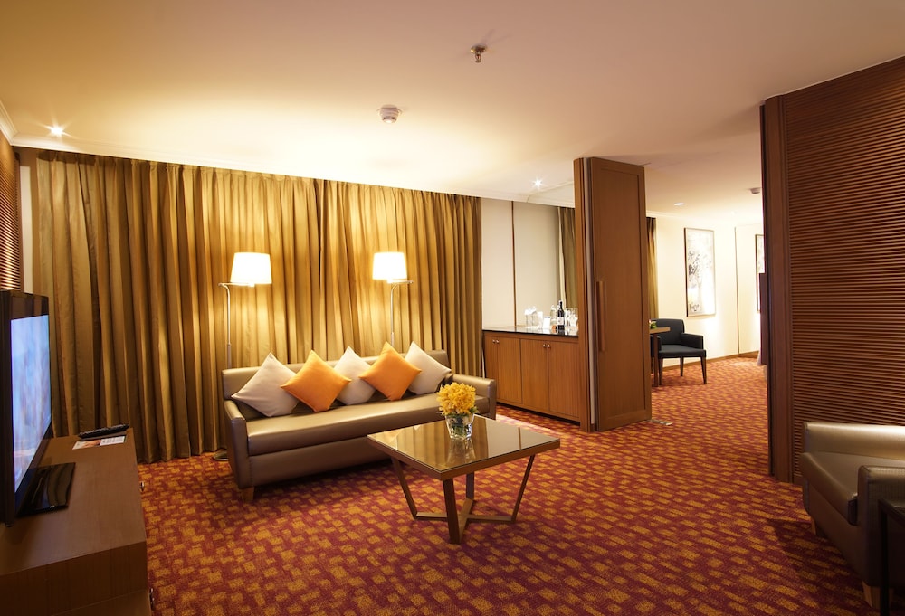 Dusit Princess Srinakarin Bangkok 33/69