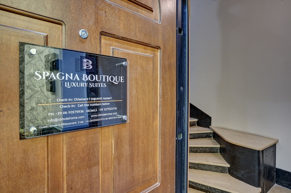 Spagna Boutique Luxury Suites 38/68