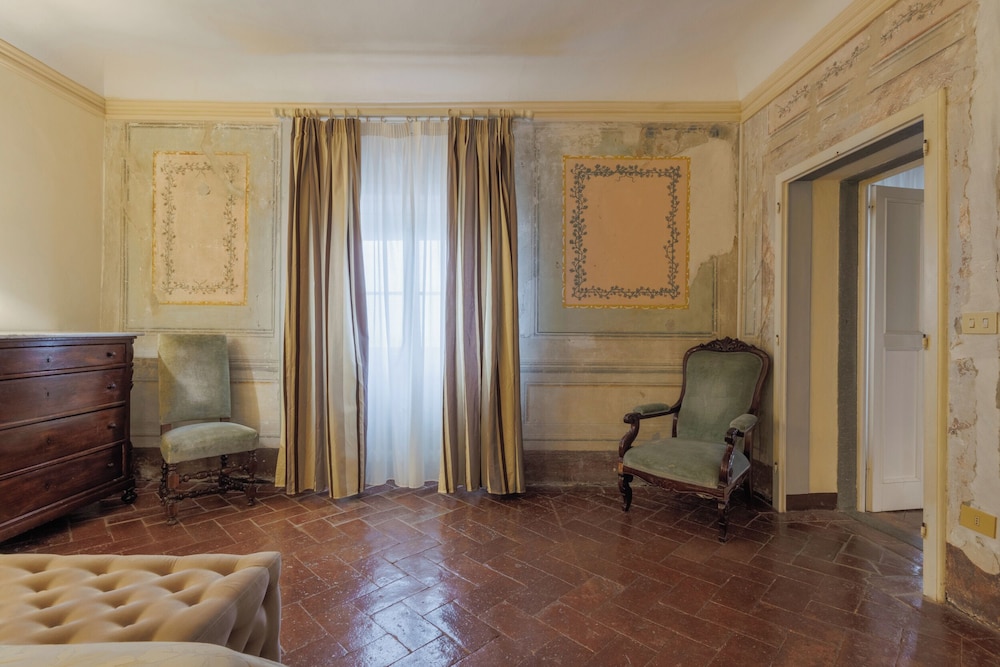 Hotel Villa Sermolli 27/50
