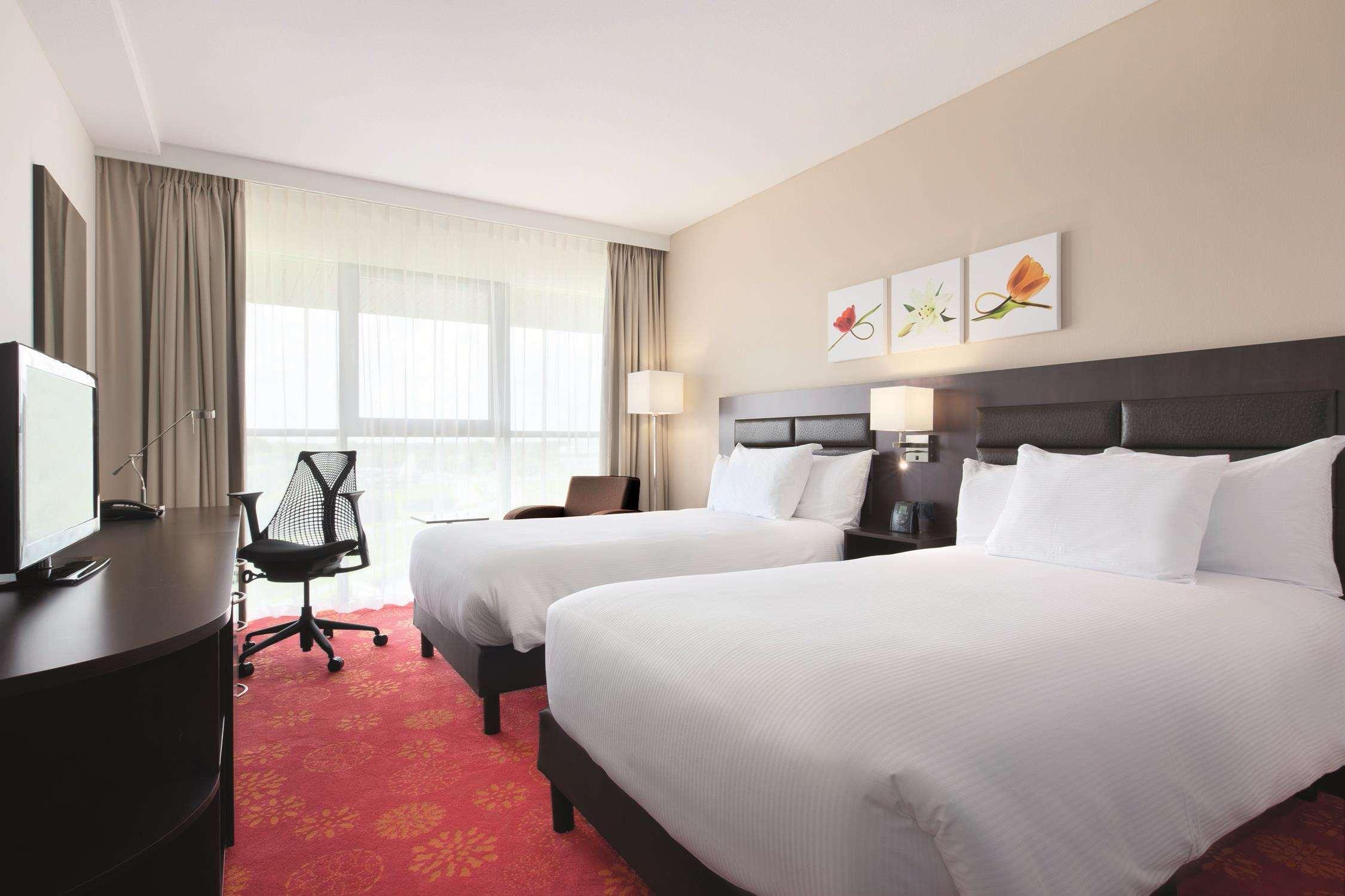 Standard, Twin Beds