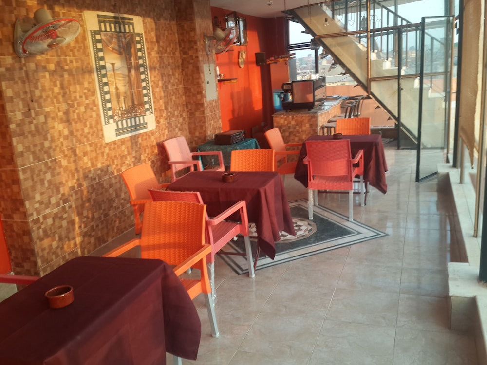 Pyramids Plateau Hotel 28/41