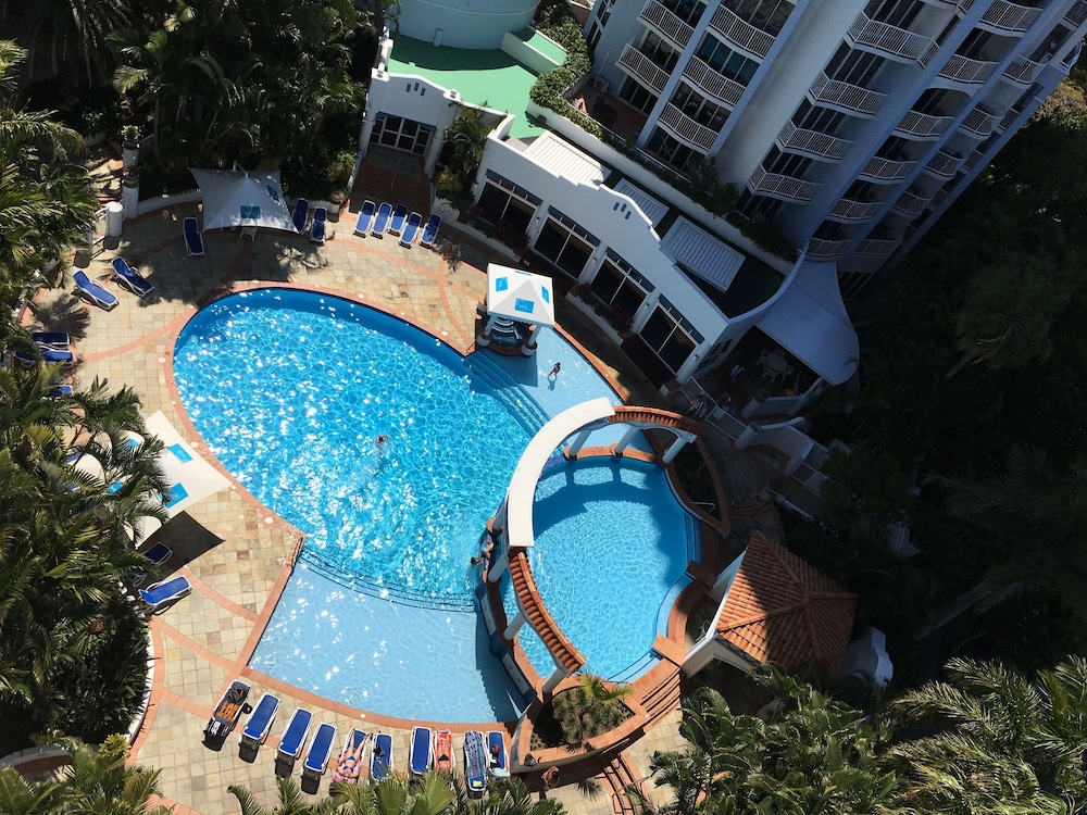 Bel Air on Broadbeach 47/50