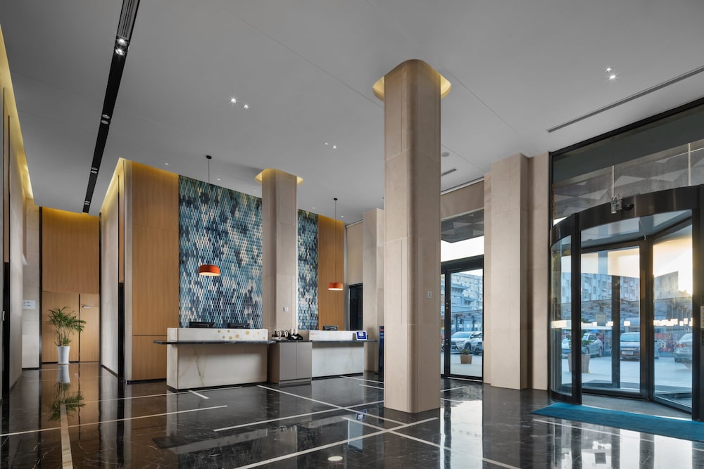 Holiday Inn Express Jingdezhen Taoxichuan 30/45