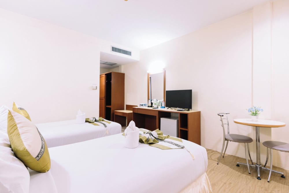 Chumphon Gardens Hotel 24/64