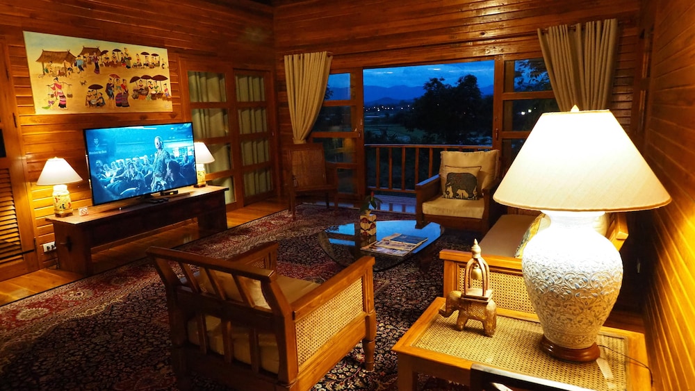 Nan Seasons Boutique Resort 57/81